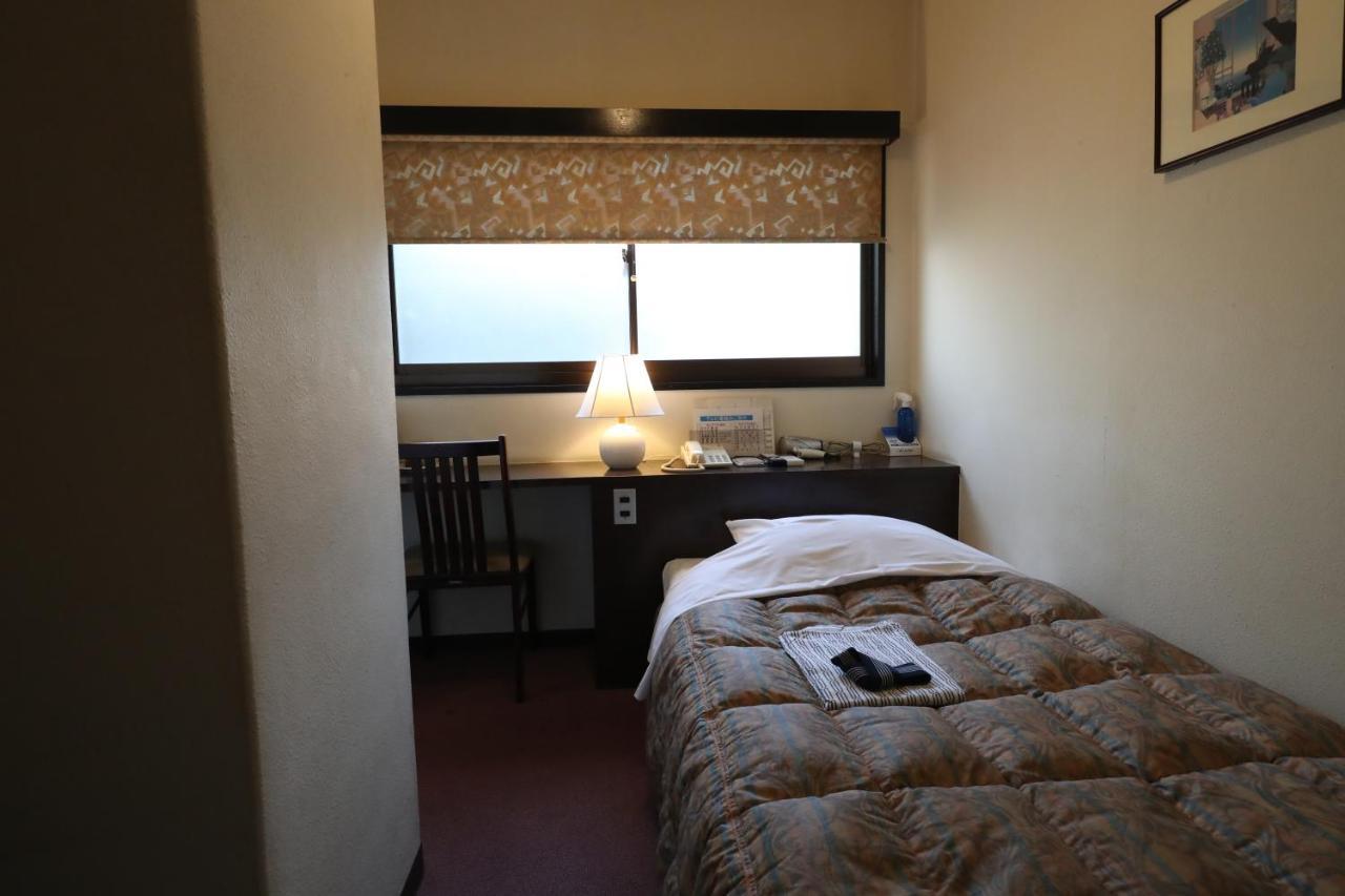 Hotel New Yama Nagano Zewnętrze zdjęcie